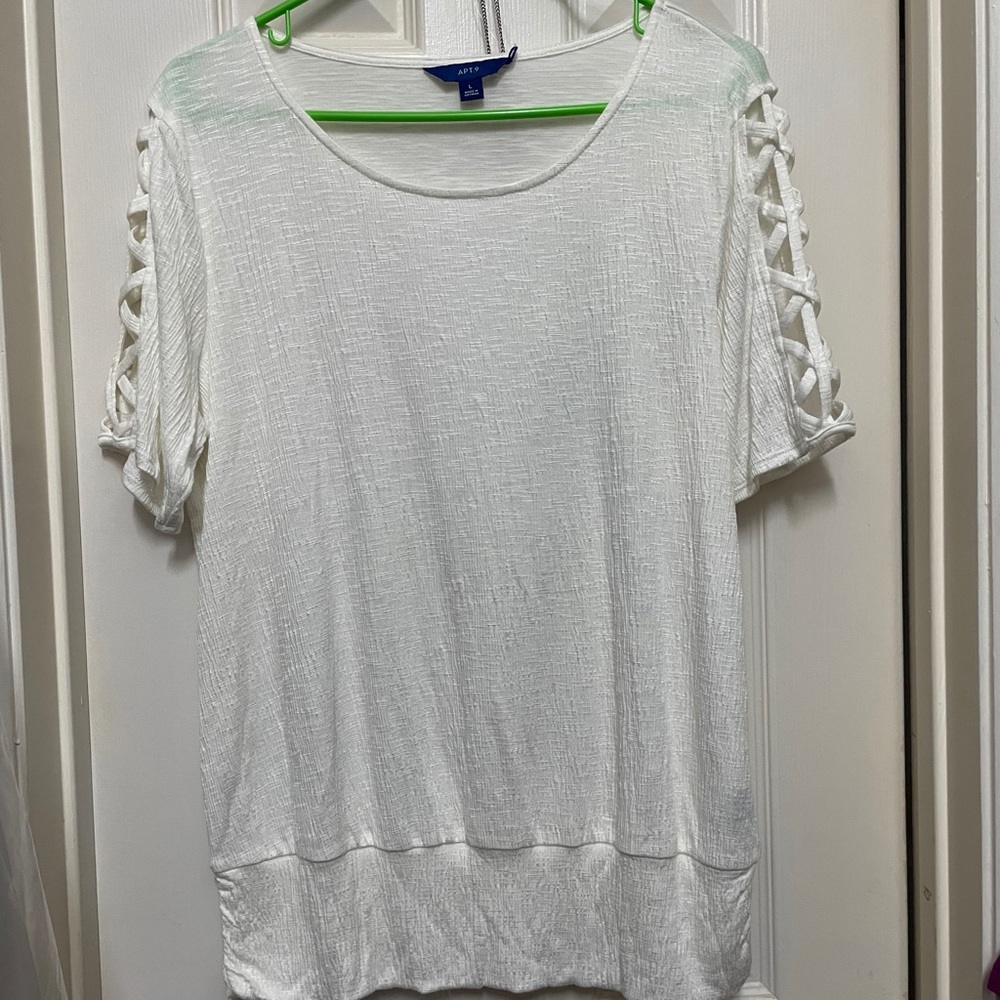 Women’s shirt